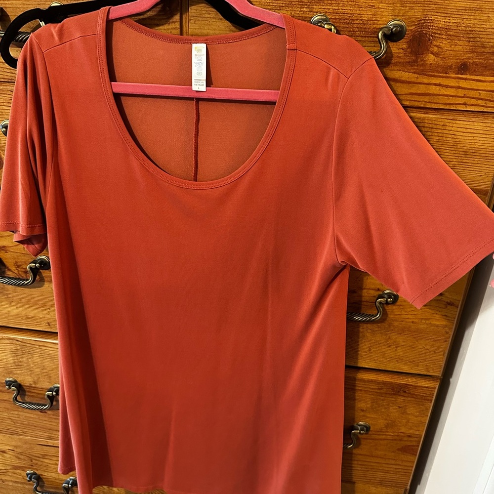 Lularoe perfect top